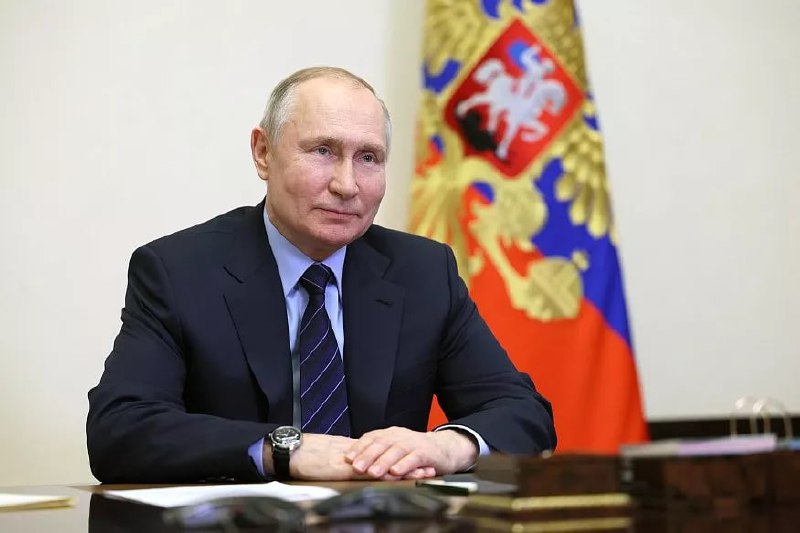 Путин призывает к устранению комиссий по семейной ипотеке