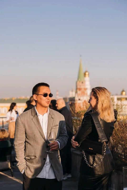 Представление нового бренда MR Office на московском мероприятии