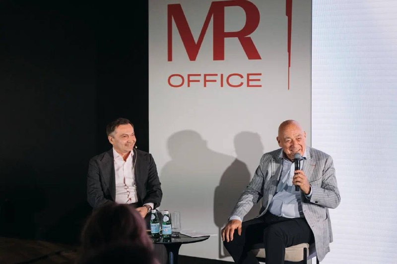 Представление нового бренда MR Office на московском мероприятии