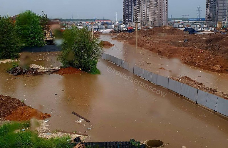 Жильцы в Московском районе сталкиваются с экологической угрозой из-за действий девелопера