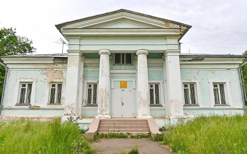 В Москве выставляют на продажу историческую усадьбу XIX века, связанную с семьями известных предпринимателей