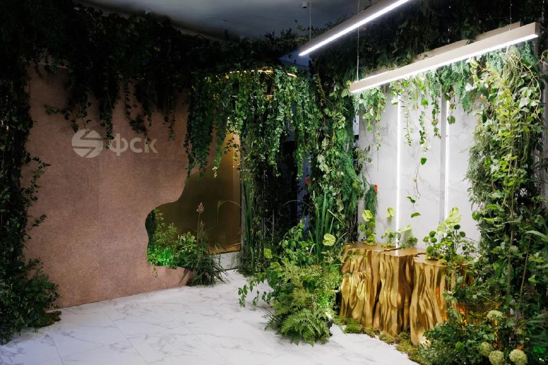 Инновационный показ мод в жилом комплексе Sky Garden от российского бренда Masterpeace