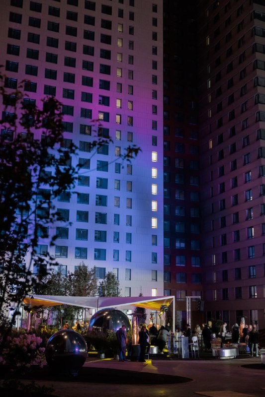 Проведение модного показа в жилом комплексе Sky Garden: инновационный подход к показам одежды