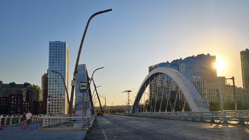 В Москве открыт новый мост, соединяющий районы Филёвский Парк и Шелепиха