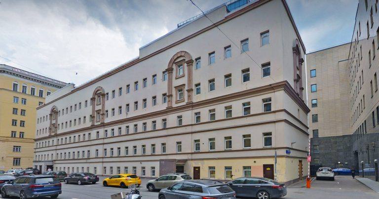 На месте старого здания Москомархитектуры возведут деловой комплекс вместо элитного жилья