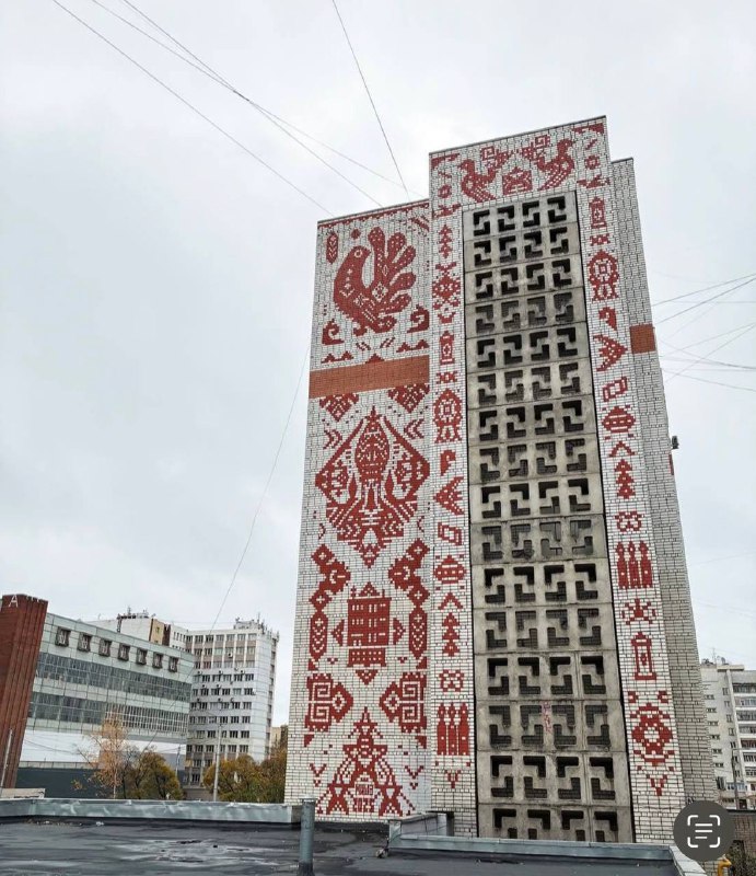 Забытые художественные узоры советских домов: народное творчество каменщиков