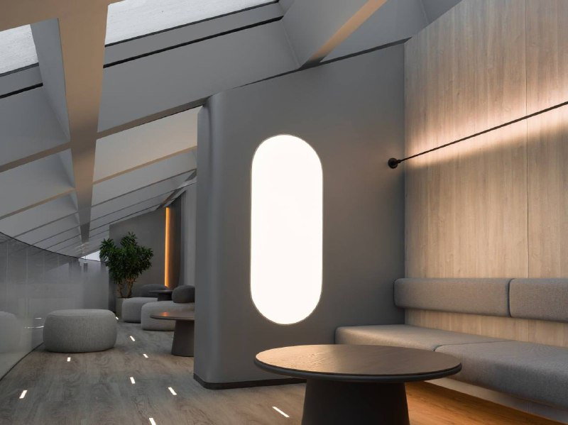 Эксклюзивный офисный пентхаус в Москва-Сити с полным фитомутом за 11 миллиардов рублей
