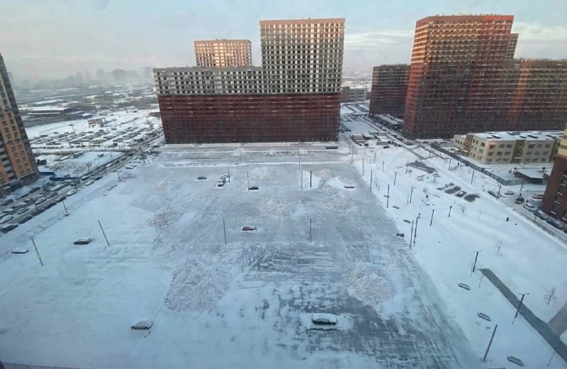 Жители жилого комплекса в Екатеринбурге требуют защиты прав из-за нарушений застройщика Жители жилого комплекса в Екатеринбурге требуют защиты прав из-за нарушений застройщика