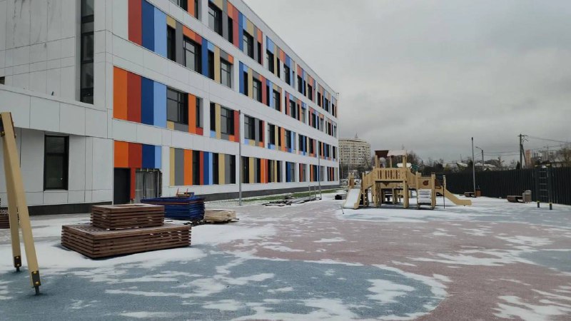Строительство современной школы на территории Павшинской Поймы в Красногорске