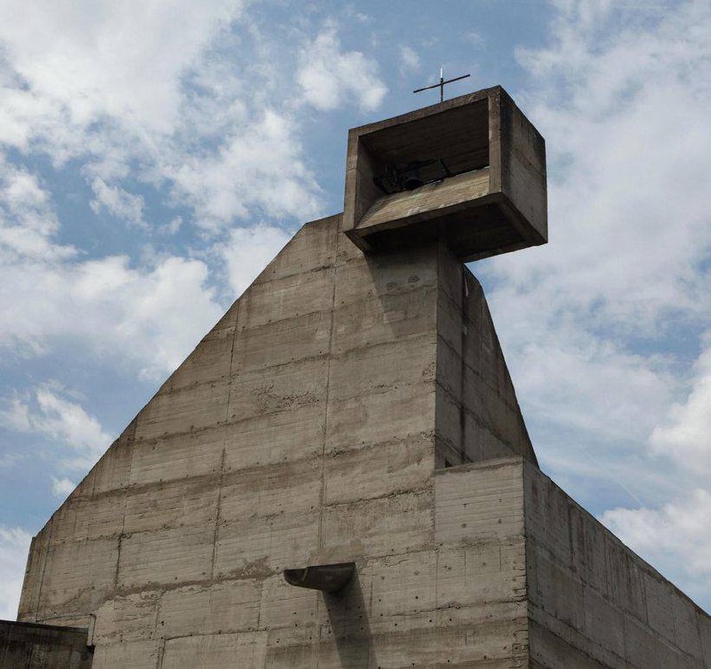 Монастырский комплекс Ле Корбюзье: гармония аскезы и современной гостеприимности