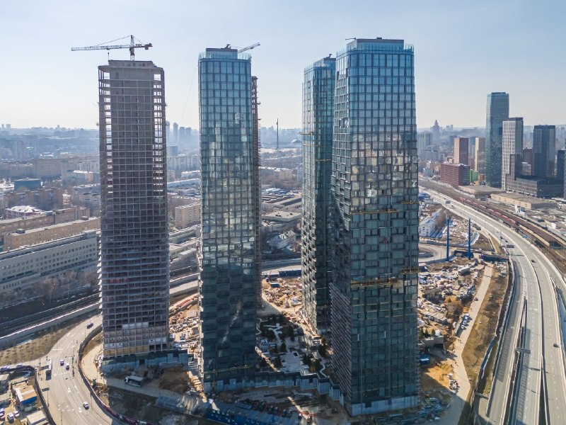 Завершение монолитных работ и прогресс строительства жилого комплекса «Ривер Парк Кутузовский»
