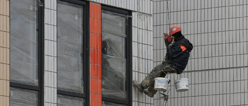 В России планируют усилить контроль за капремонтом домов: новые гарантийные сроки