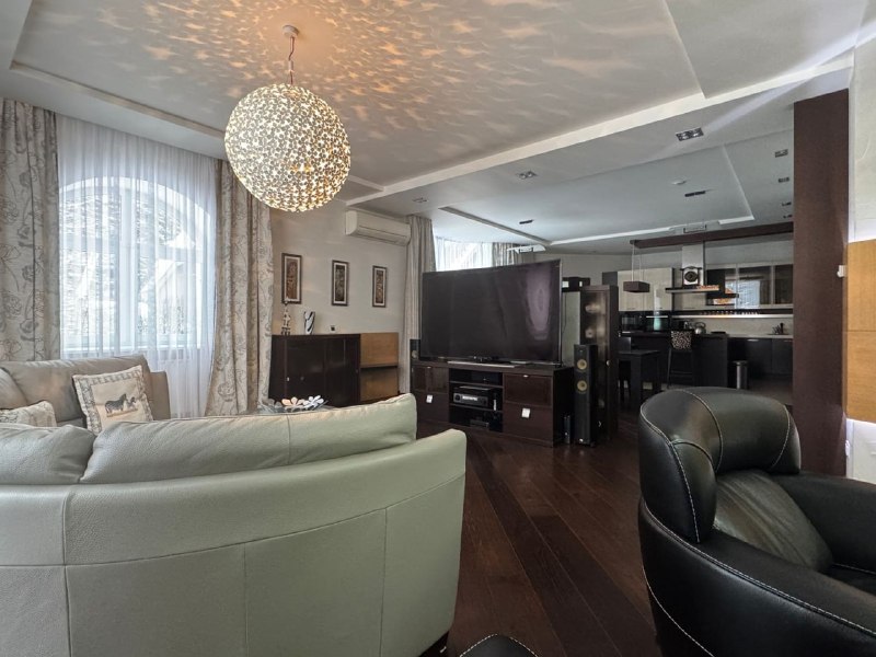 Элитный дом 450 м² в центре Зеленограда (0,23 га): баня, участок 23 сотки, охраняемый поселок