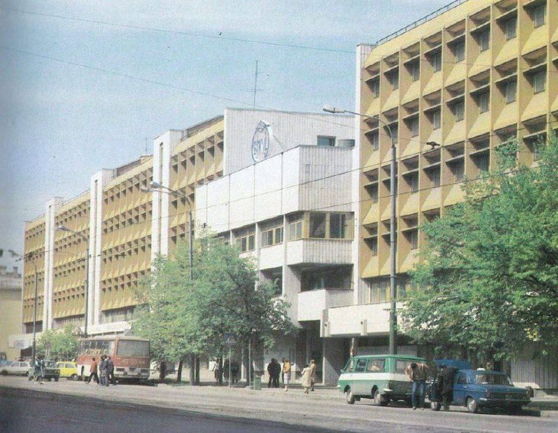 Triumph Plaza в Таллине: капроментирование советского корпуса и новый фасад