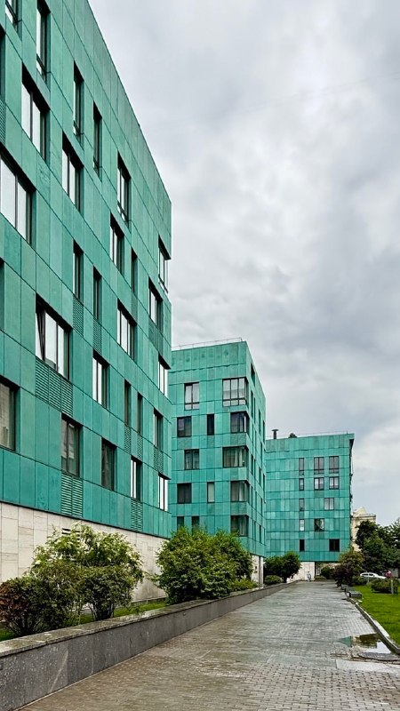ЖК «Copper House»: парковой дом из меди и стекла по проекту Сергея Скуратова