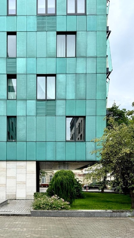 ЖК «Copper House»: парковой дом из меди и стекла по проекту Сергея Скуратова