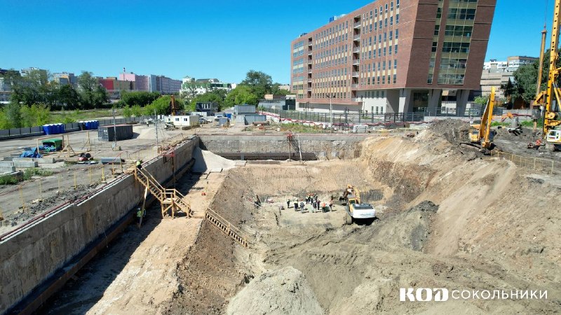 Ход строительства ЖК «КОД Сокольники»: котлован, дренаж и свайные работы