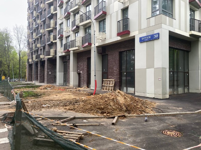 ЖК «Фрунзенский» в Сходне: после задержки сдачи дом фактически брошен