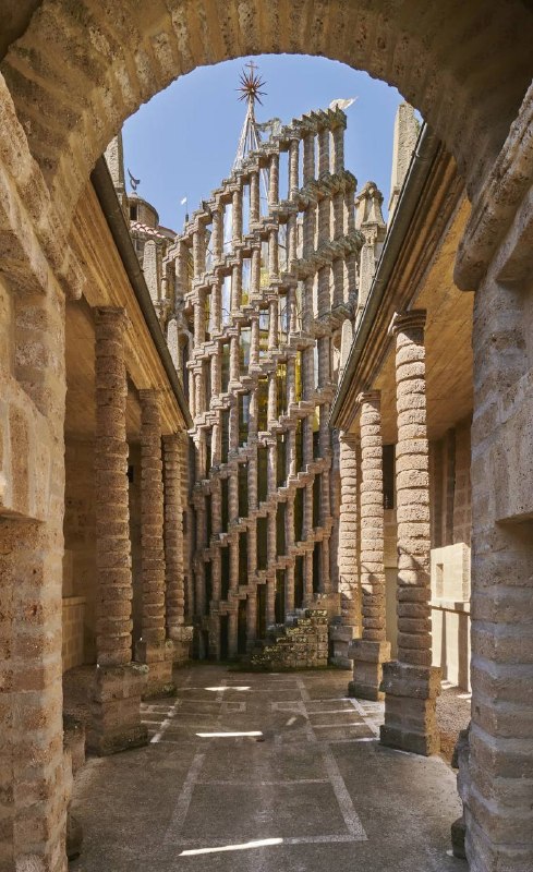 Ла Скарцуола: архитектурная «автобиография» и путь к себе в Умбрии