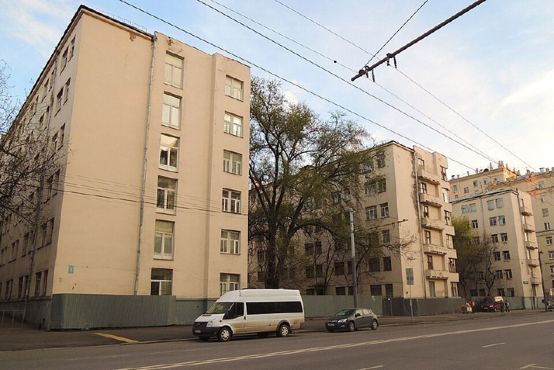 Дом-пила на Большой Пироговской: история конструктивизма, пожар и окончательный снос