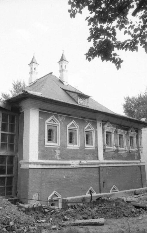 «Крост» купил палаты XVII века в Кожевенной слободе
