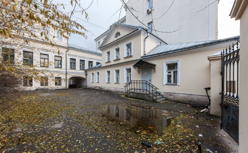 В Москве на торги выставили купеческий особняк XVIII века на Пятницкой