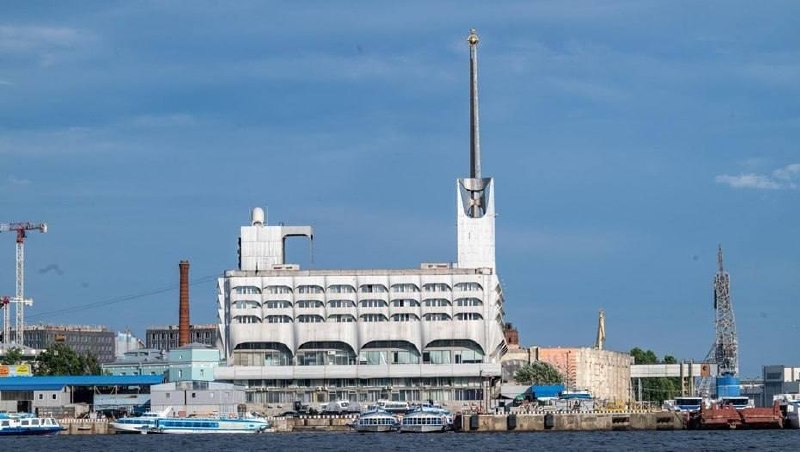 Морской вокзал на Васильевском острове получил статус памятника