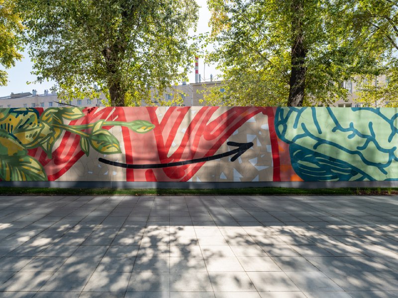 На бизнес-центре «Stone Савеловская» появилось мозаичное панно «Время, вперед!» площадью 506 м²