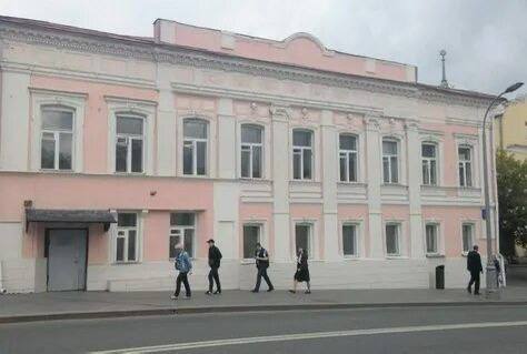 В Москве продают «розовую усадьбу» купцов Кулаковых XIX века